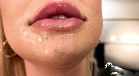 Бенефис обезьяны Блейк Блоссом картинка 3