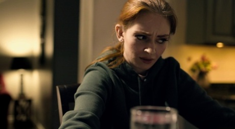 ОБМЕН ДОЧЕРЬМИ РОДИТЕЛИ ДРУГОЙ СЕМЬИ МЕНЯЮТ ДОЧЕРЕЙ, ЧТОБЫ ИСПОЛЬЗОВАТЬ НОВУЮ ДОЧЬ картинка 2