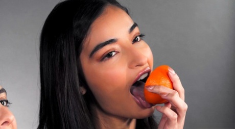 Суперзвездные исполнительницы Джейн Уайлд и Эмили Уиллис не только опытные картинка 2