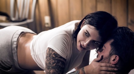 СВЯТОТАТСТВЕННАЯ история АЙВИ ЛЕБЕЛЬ, которая мстит Факультету Деспотизма картинка 8