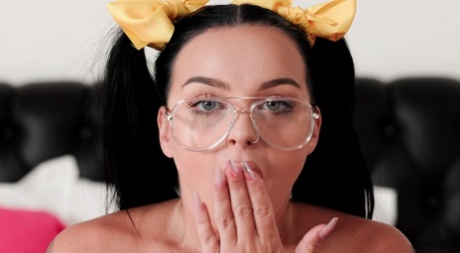 Злые промокшие соседи по комнате, сцена 01 картинка 4