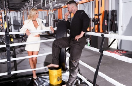 Злой ангел Шалина Дивайн, Максимо Гарсия картинка 2