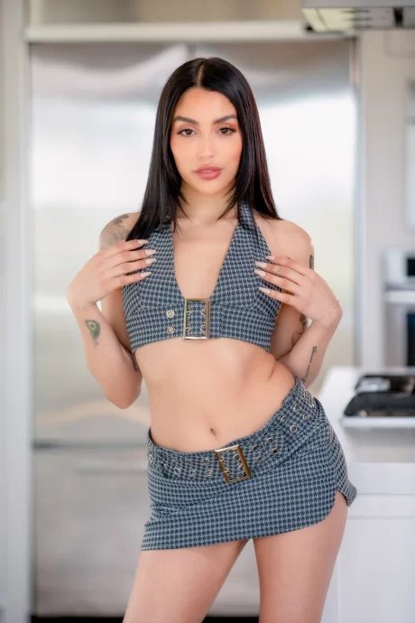 Vanessa Sky порно фото